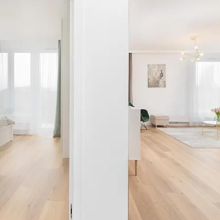 Apartment Letnicka By Renters *